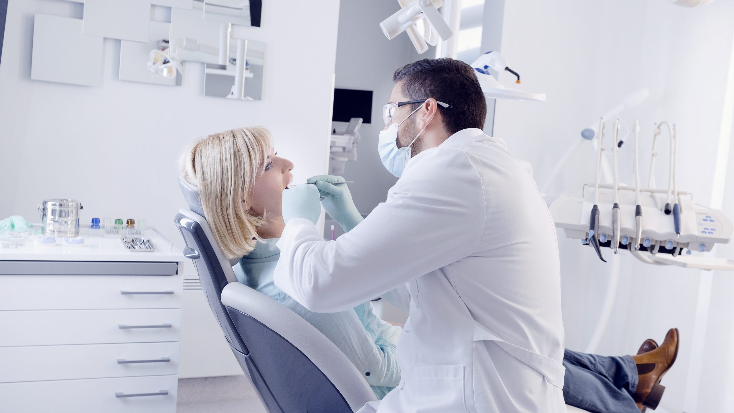 Dentist in Le Claire, IA